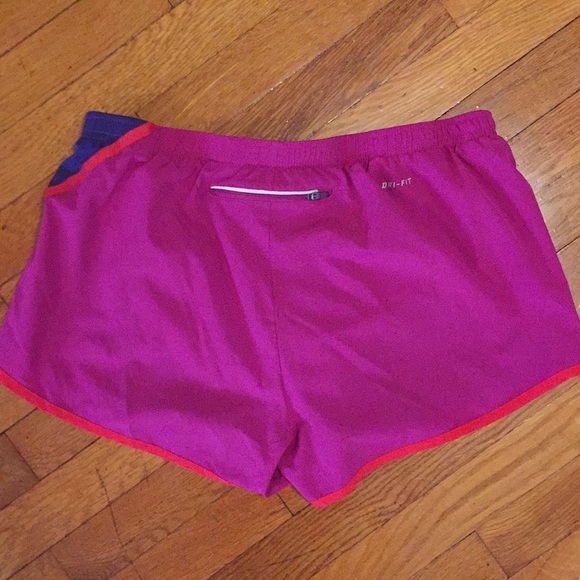 Nike running shorts - Picture 5 of 7